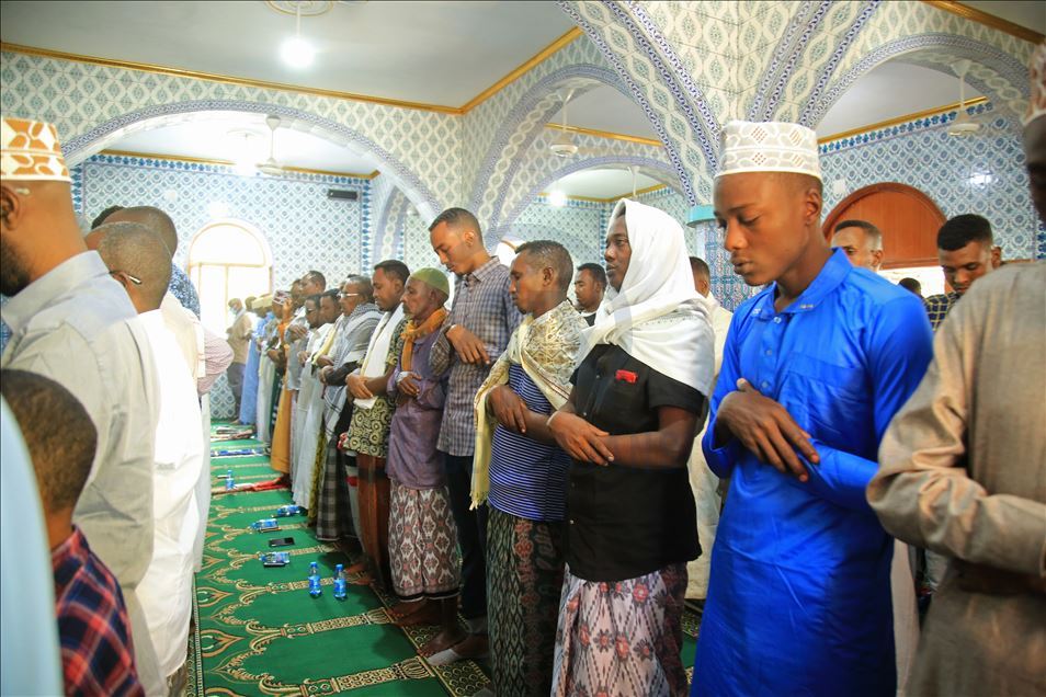 الصومال.. "كورونا" لم ينتقص من فرحة العيد