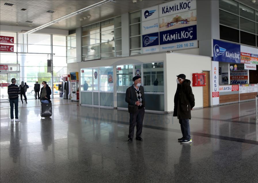 Sokağa çıkma kısıtlamasının ardından Sivas sessizliğe büründü