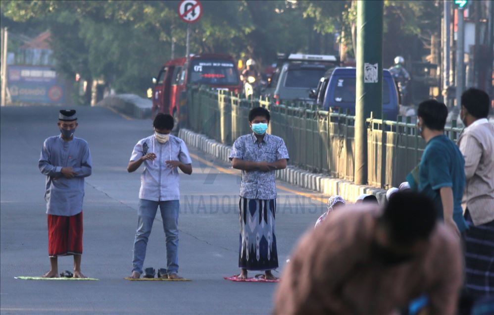 Endonezya'da Kovid-19 gölgesinde Ramazan Bayramı