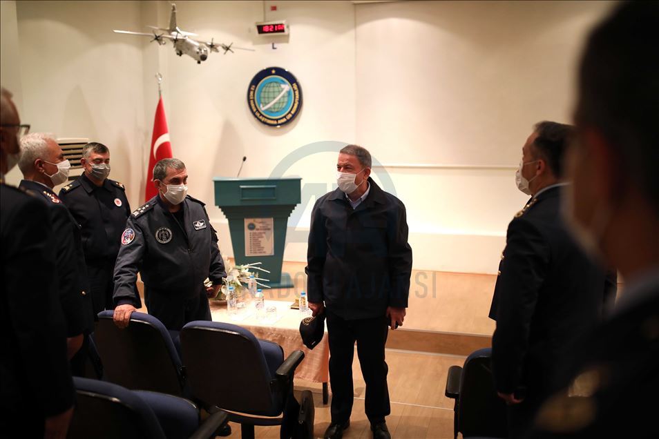 أعلن وزير الدفاع التركي خلوصي أكار