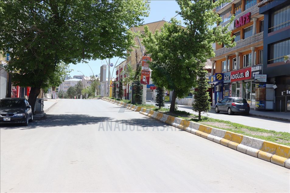 Doğu Anadolu'da Ramazan Bayramı'nın son günü de sokaklar boş kaldı
