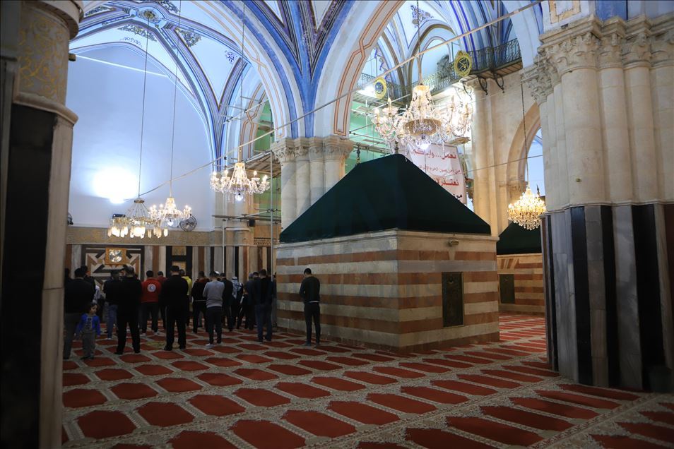 فلسطين.. فتح المسجد الإبراهيمي وكنيسة المهد بعد إغلاق 3 أشهر
