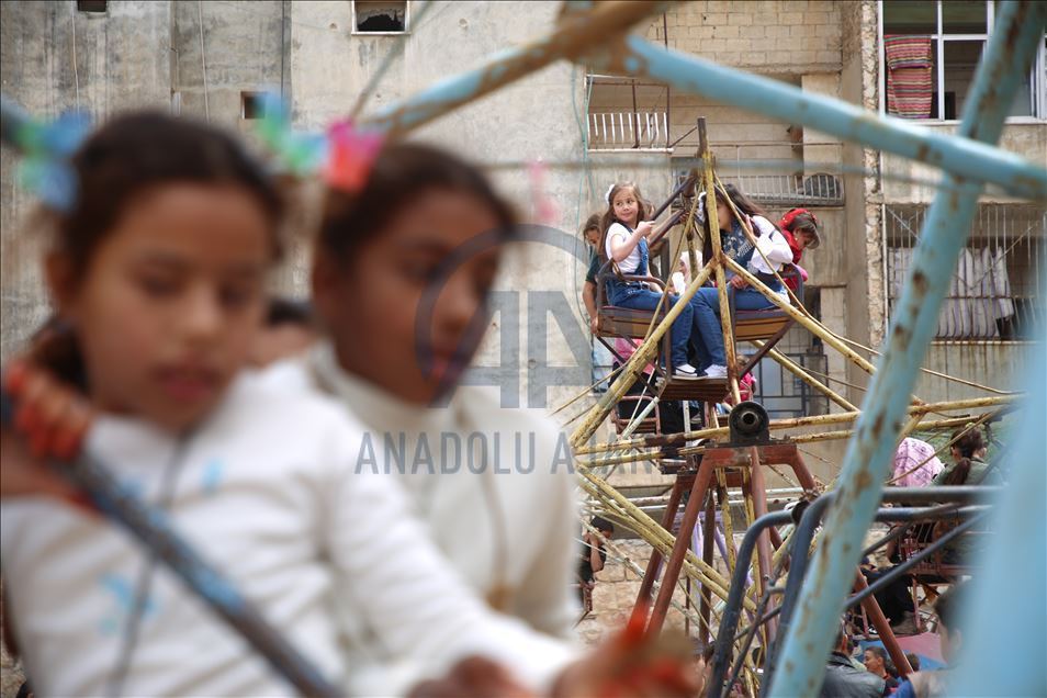Дети в Идлибе отметили праздник Рамазан в атмосфере мира и спокойствия  10