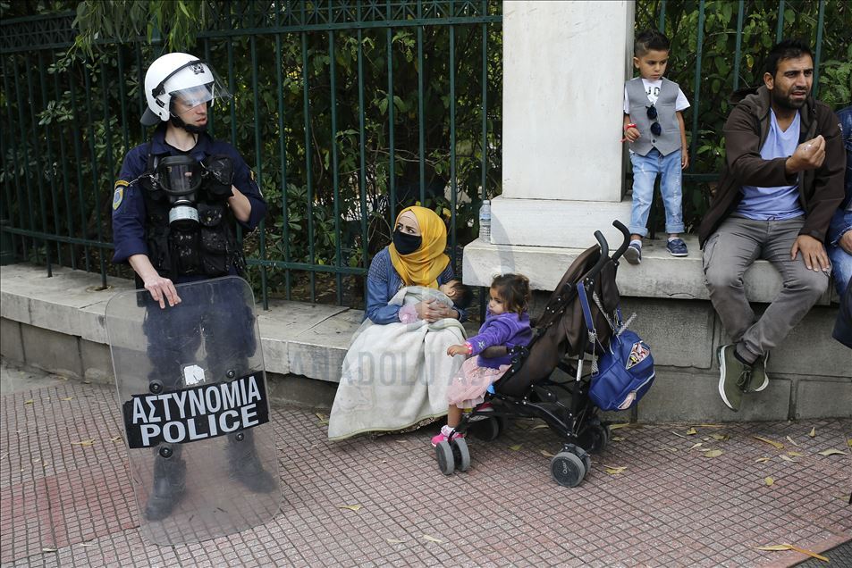 Yunanistan'da mültecilerden gösteri