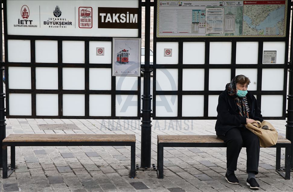İstanbul'da "Evde kal" çağrısına kısmen uyuluyor
