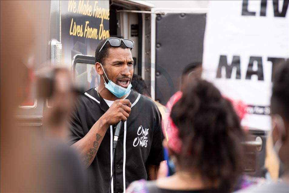 'Can't Breathe' protests continue in Minneapolis over death of unarmed black man
