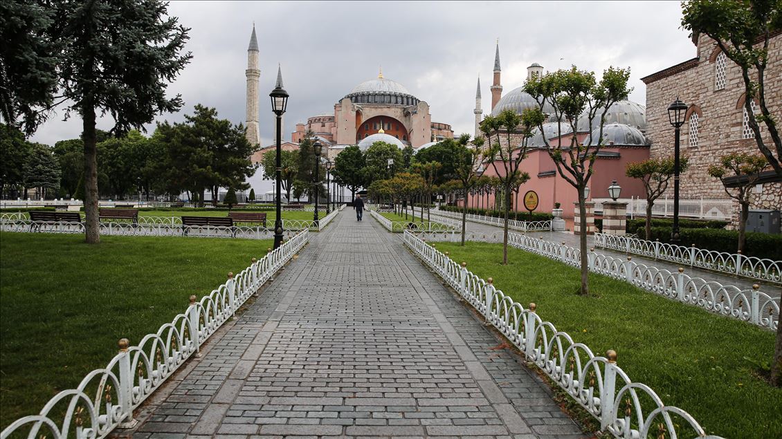 Coronavirus precautions in Istanbul