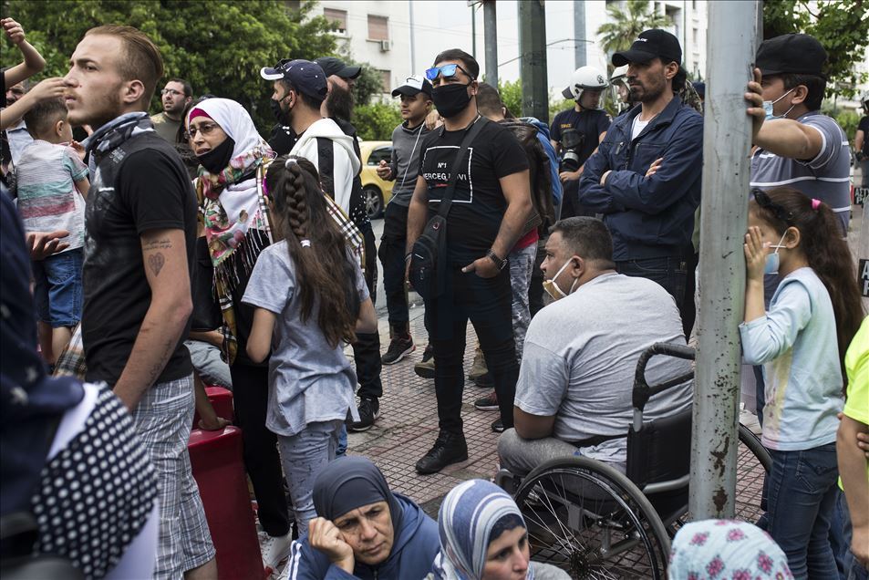 Yunanistan'da mülteciler evsiz kalma riskiyle karşı karşıya 