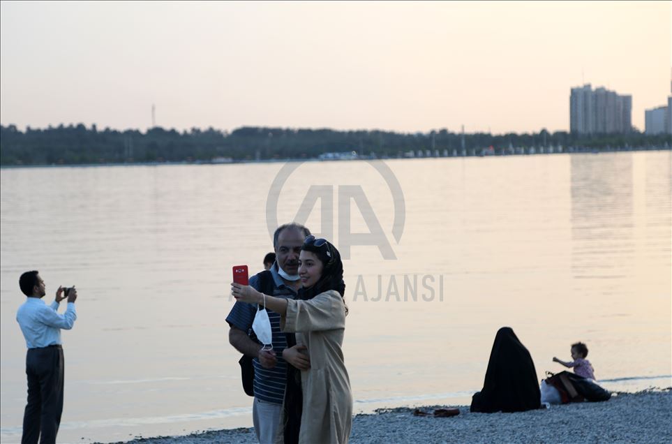 زندگی زیر سایه کرونا در پایتخت ایران