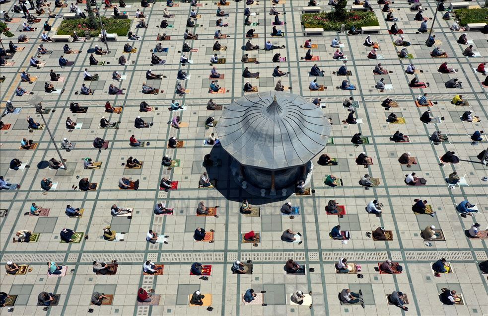 Turska: Prvi džuma-namaz nakon pauze zbog COVID-19 - Konya