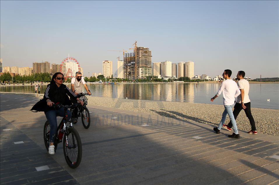 زندگی زیر سایه کرونا در پایتخت ایران