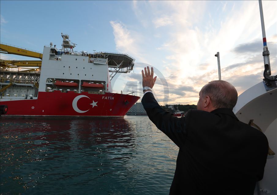 Turski predsjednik Recep Tayyip Erdogan ispraća turski brod za sondažna istraživanja "Fatih"