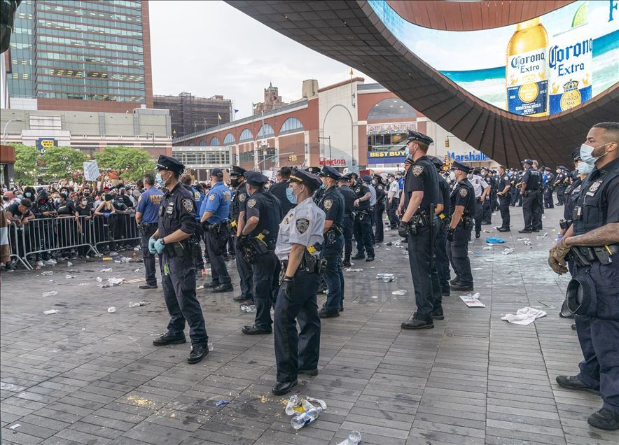 Violent protest against police killing of George Floyd in NYC