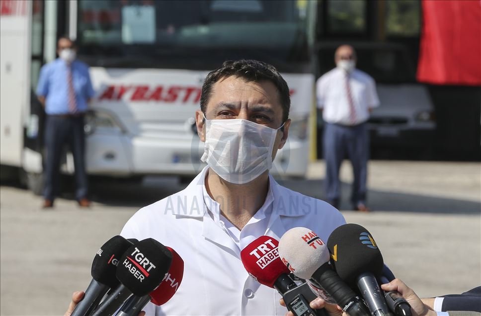 Kovid-19 nedeniyle terhisleri ertelenen askerler ailelerine kavuşmak için yola çıktı