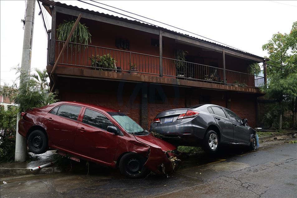 Tropical Storm Amanda hits El Salvador