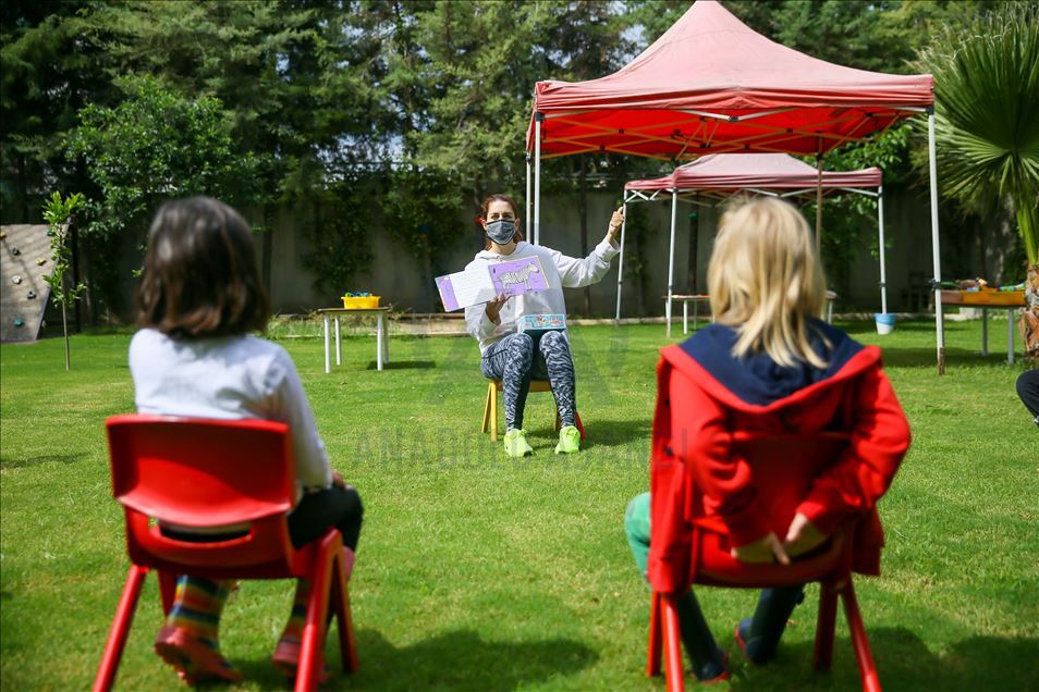 Kindergartens re-open in Turkey