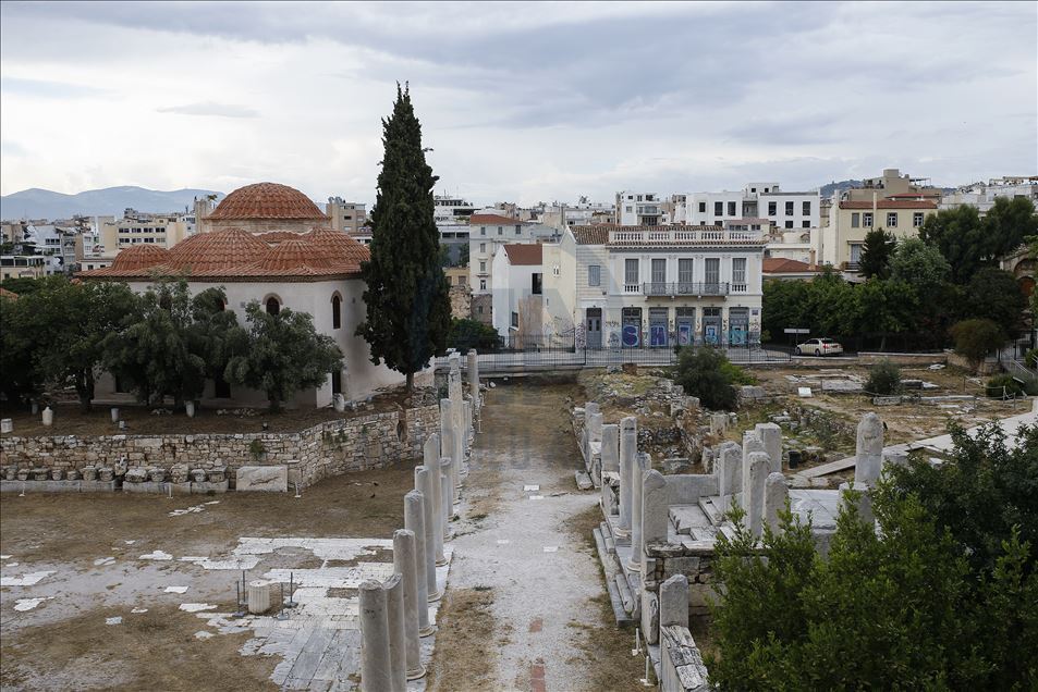 Atina camisiz başkent, tarihi Fethiye Camisi ise sergi salonu
