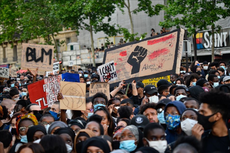 The Adama Traoré collective demonstrated infront of the TGI of Paris