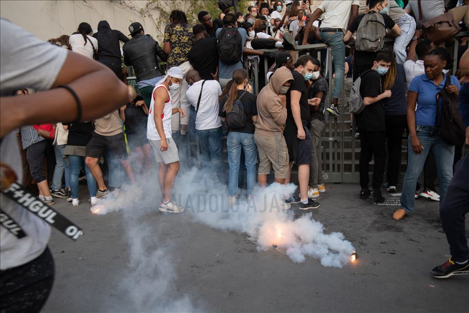 The Adama Traoré collective demonstrated infront of the TGI of Paris