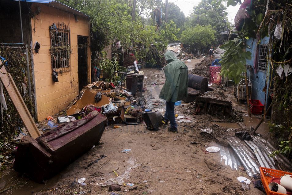 Consecuencias de la tormenta tropical Amanda en El Salvador Anadolu