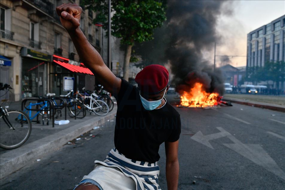 The Adama Traoré collective demonstrated infront of the TGI of Paris