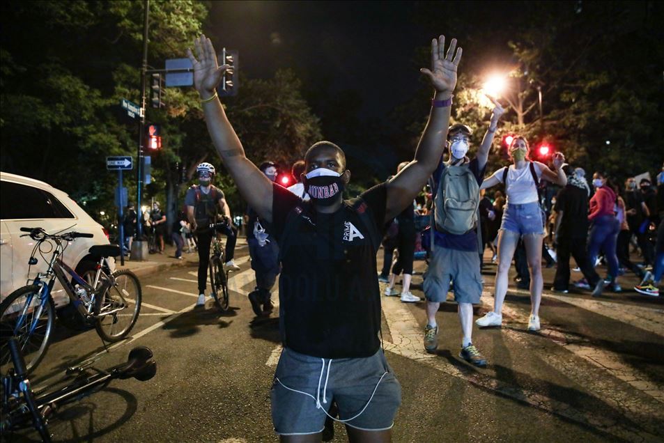 US: Thousands gather in DC to protest Floyd’s death