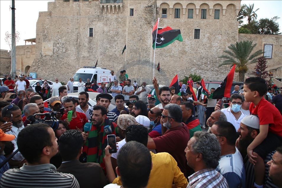 Libyalılar Trablus idari sınırlarının kontrol altına alınmasını kutladı