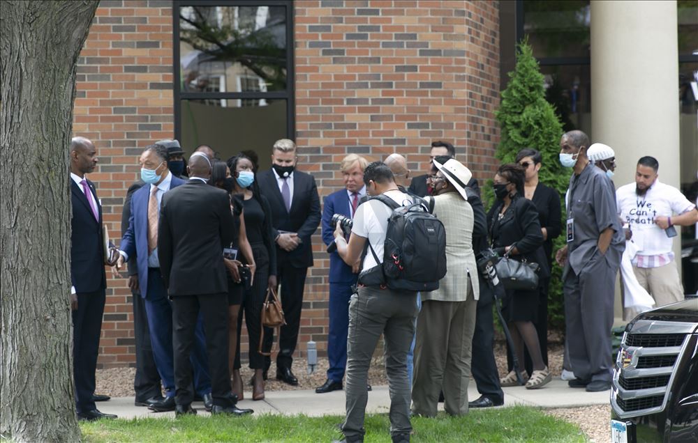 George Floyd için ilk cenaze töreni Minneapolis'te düzenlendi