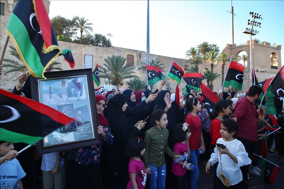 Libyalılar Terhune ve Beni Velid'in kontrol altına alınmasını kutladı