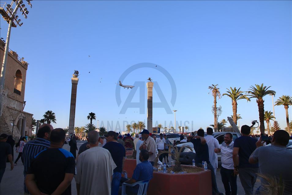 Libyalılar Terhune ve Beni Velid'in kontrol altına alınmasını kutladı