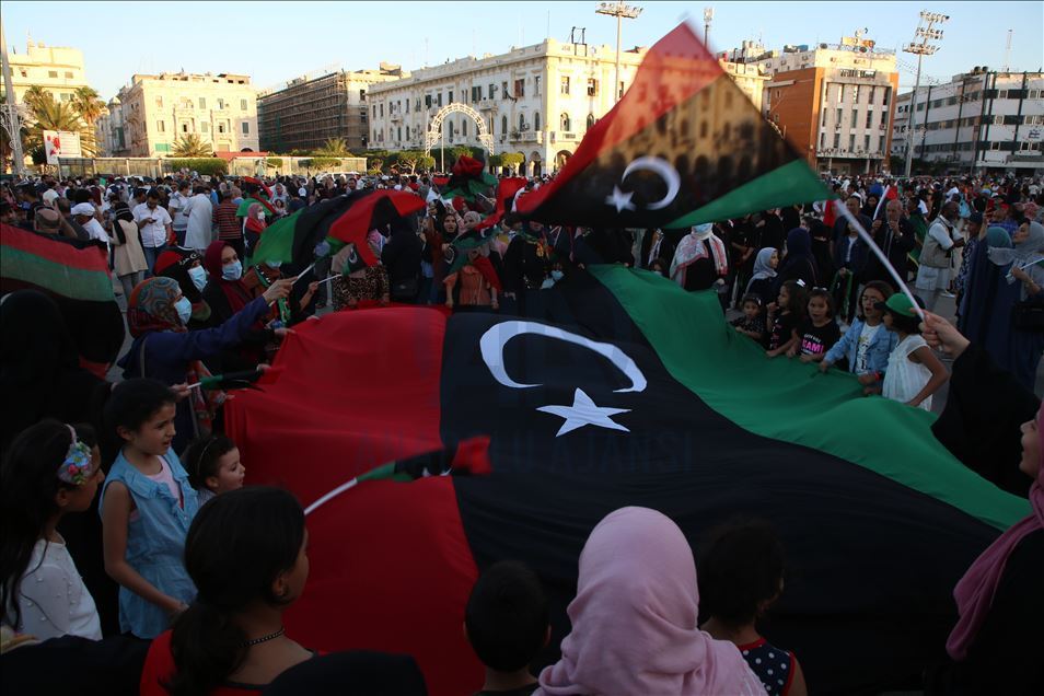 Libyalılar Terhune ve Beni Velid'in kontrol altına alınmasını kutladı