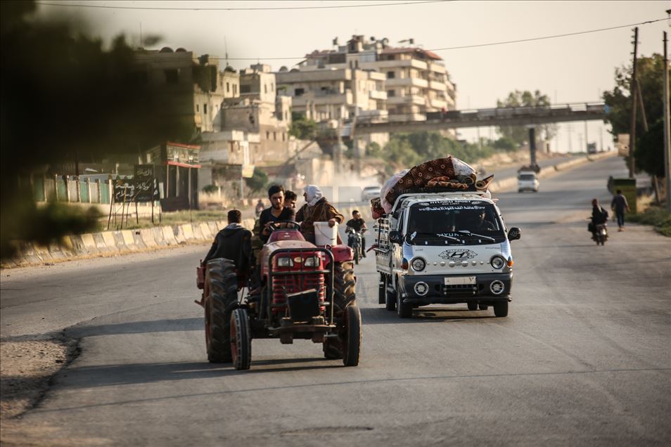 نزوح نحو 6 آلاف مدني جراء قصف روسي شمالي سوريا  