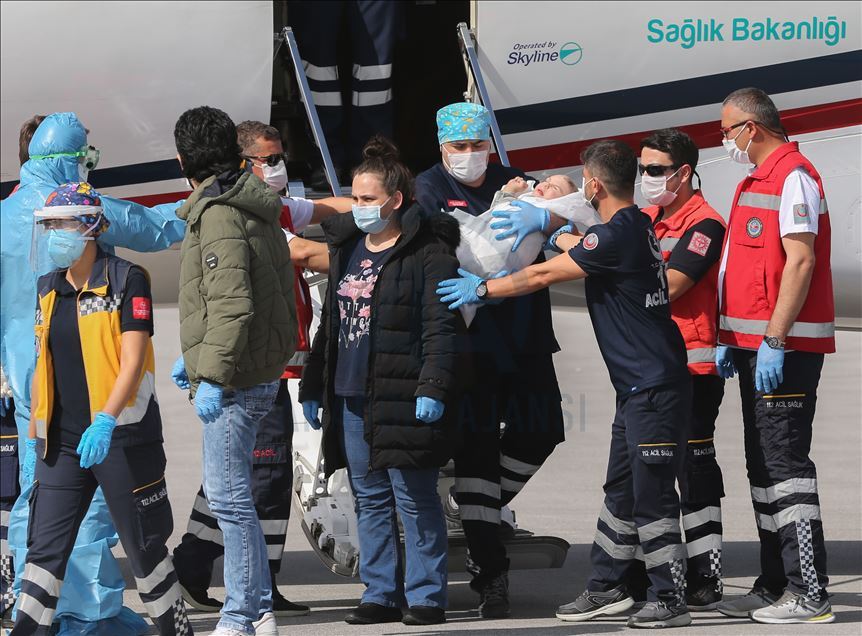 Conjoined twins arrive at Turkey after successful operation in UK