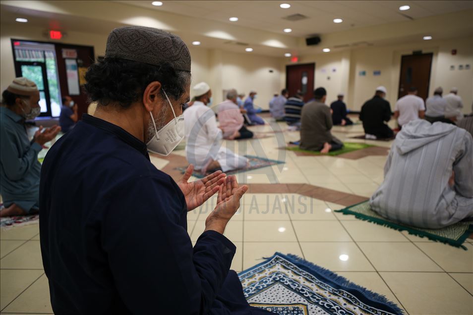 ABD'de aylar sonra ilk cuma namazı