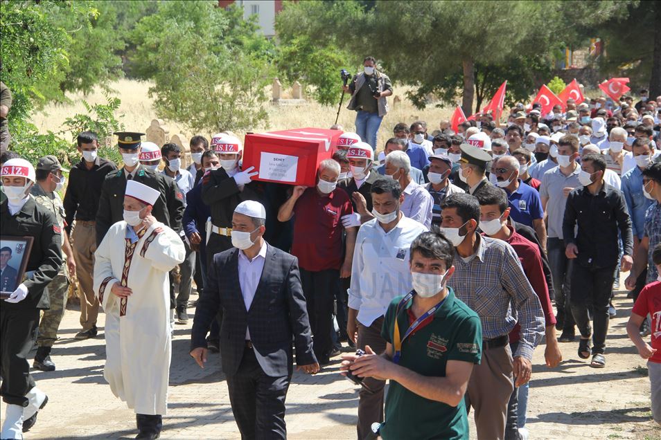Şehit Piyade Uzman Çavuş İdris Mağat, Midyat'ta son yolculuğuna uğurlandı