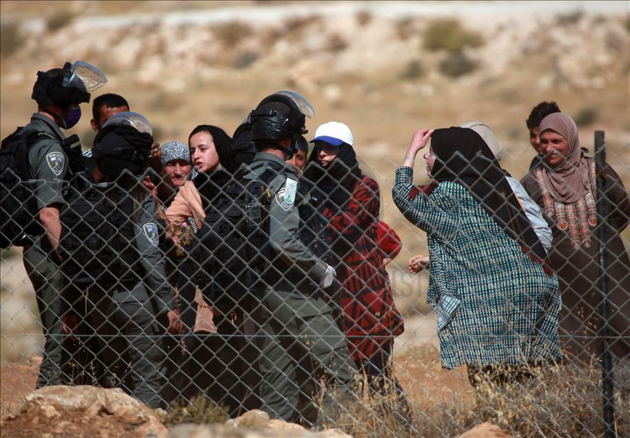 Pasukan Israel hancurkan 2 kediaman keluarga Palestina di Tepi Barat
