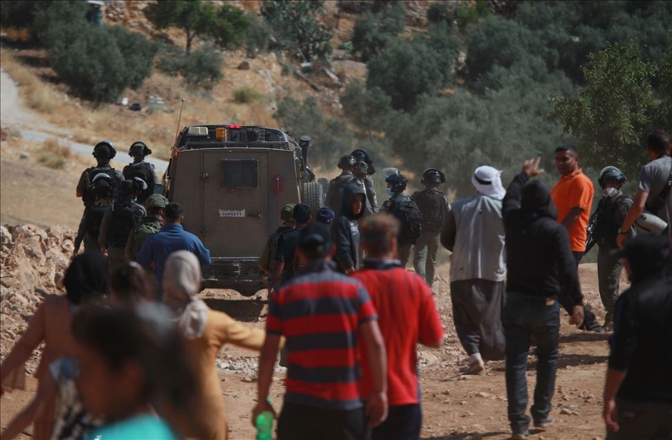 Pasukan Israel hancurkan 2 kediaman keluarga Palestina di Tepi Barat