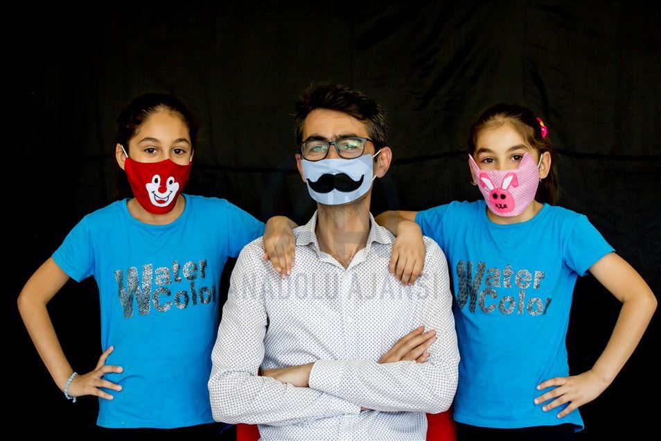 Diyarbakırlı kadınlardan kişiye özel maske tasarımı