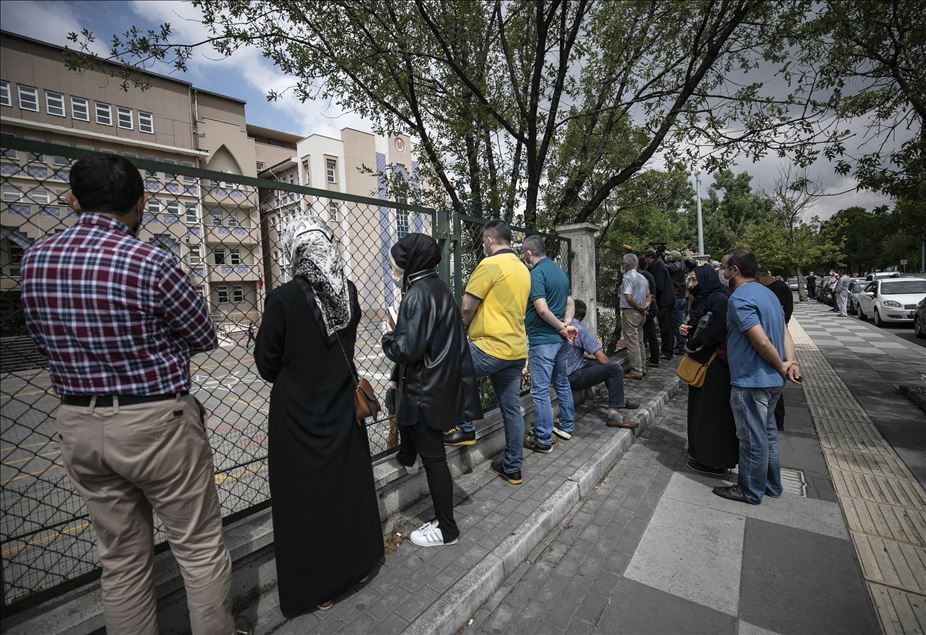 LGS kapsamındaki merkezi sınavda birinci oturum sona erdi