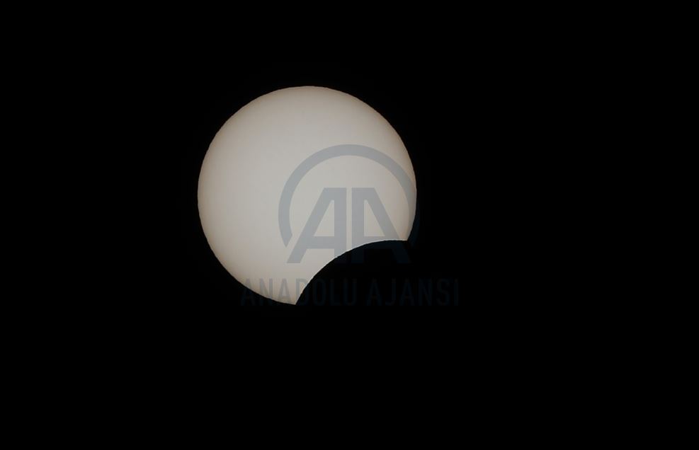 İstanbul'da güneş tutulması
