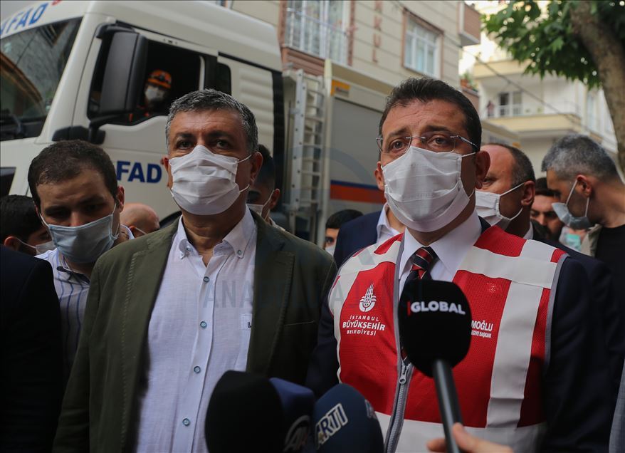 İstanbul Büyükşehir Belediye Başkanı İmamoğlu Esenyurt'ta incelemelerde bulundu