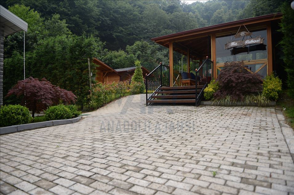 Sapanca'daki villa tipi otellere tatilci ilgisi