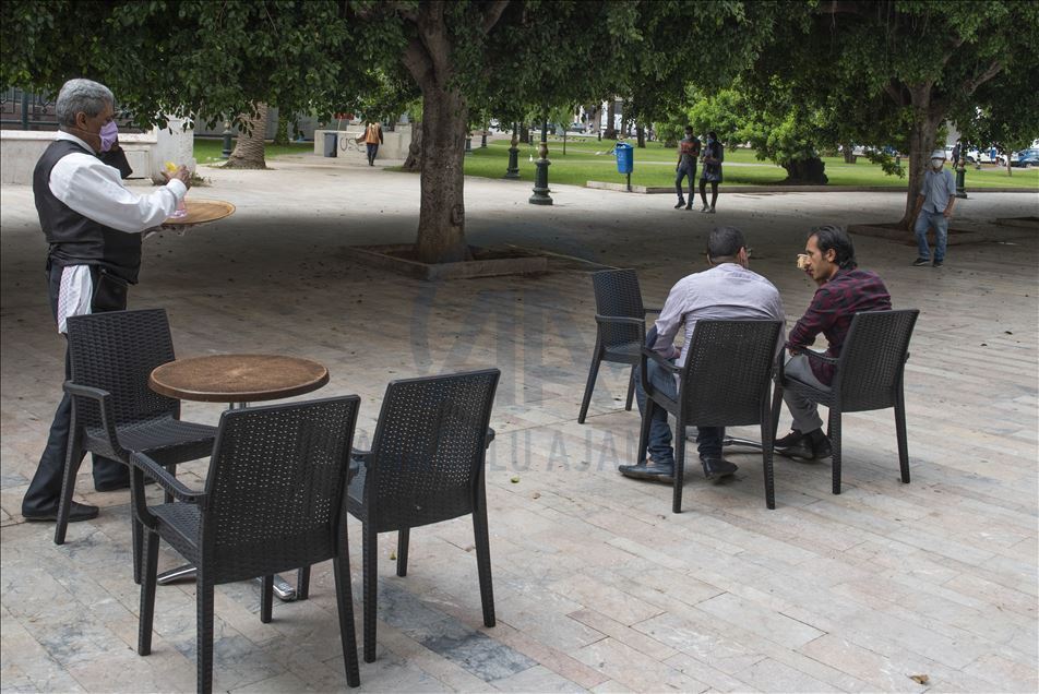 كورونا.. عودة الحياة إلى طبيعتها بالمغرب بعد تخفيف القيود
