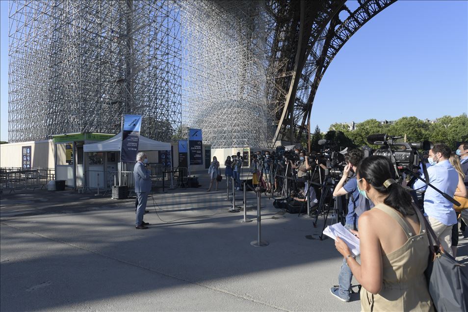 The Eiffel Tower reopens today for visits 