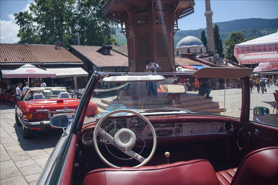 Međunarodni oldtimer cabrio skup u Sarajevu okupio učesnike iz pet zemalja