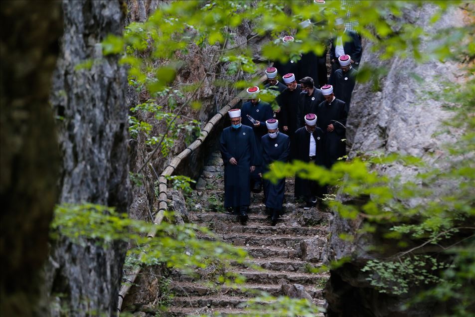 Centralna svečanost vjersko-kulturne manifestacije 510. "Dani Ajvatovice"