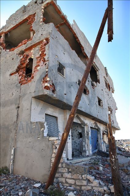 Pas tërheqjes, milicitë e Haftarit lanë mbrapa shkatërrim të madh në Tripoli