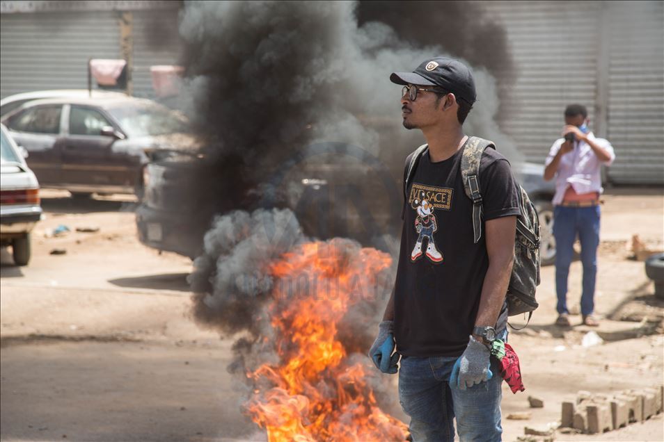 السودان.. الآلاف يتظاهرون للمطالبة بـ"تصحيح مسار الثورة"