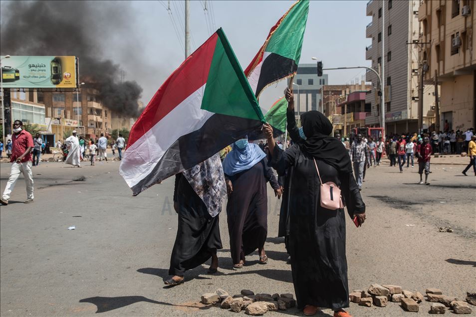 السودان.. الآلاف يتظاهرون للمطالبة بـ"تصحيح مسار الثورة"
