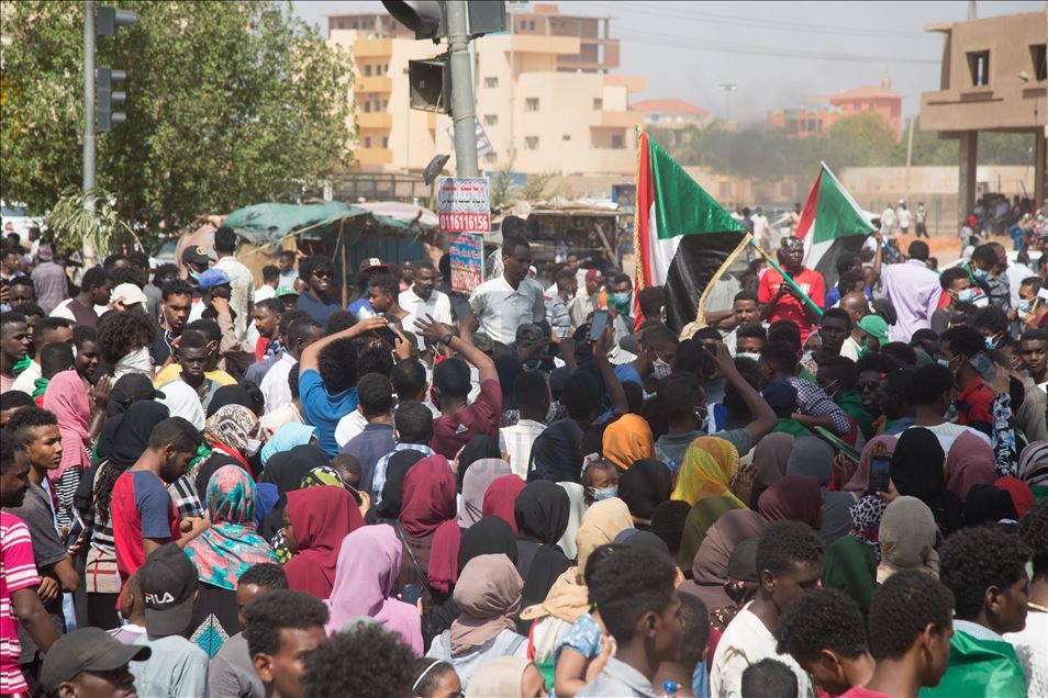 السودان.. الآلاف يتظاهرون للمطالبة بـ"تصحيح مسار الثورة"